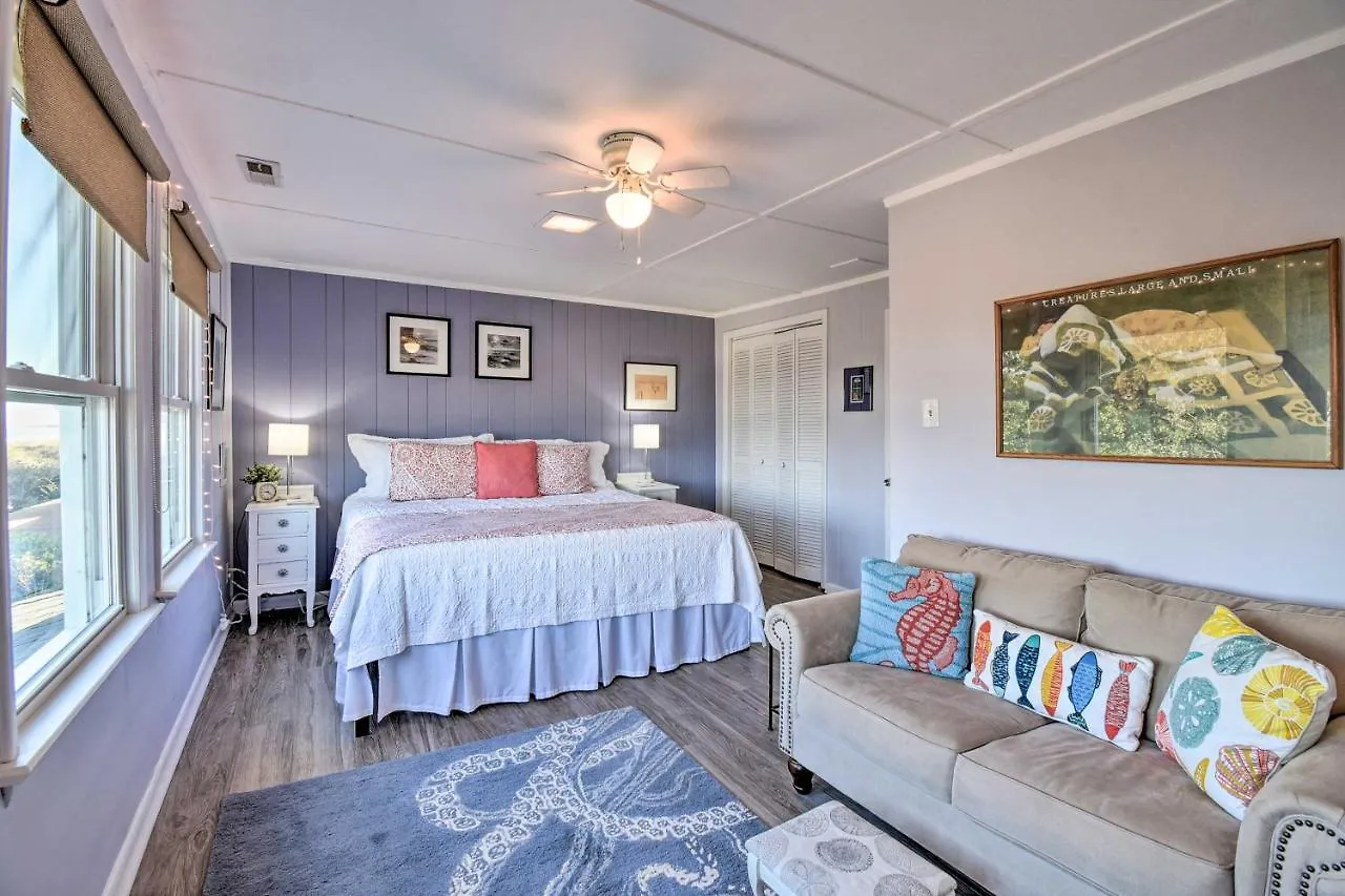 Classic Chesapeake Beachside Cottage With Porch! Norfolk